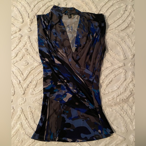 XXS Le Chateau Tops - Picture 5 of 7